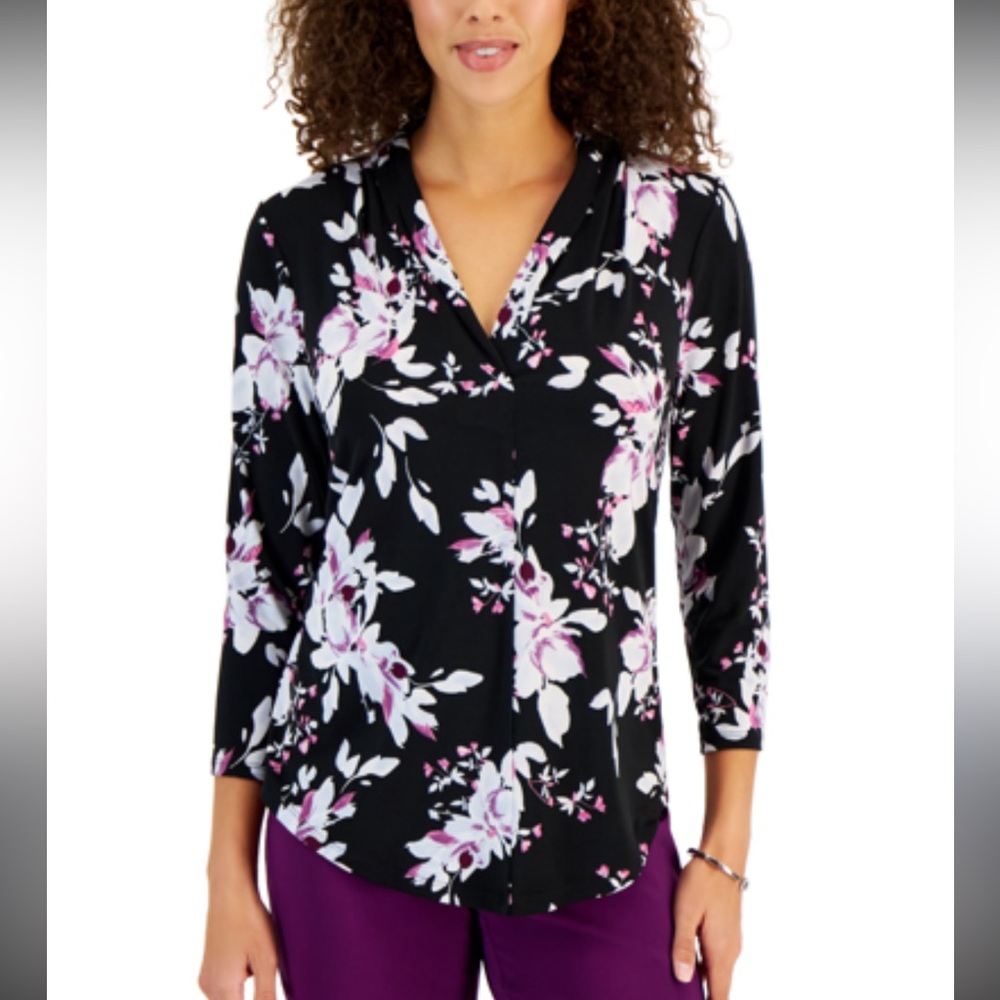 XXL JM Collection Black and White Floral Blouse with Pink Accents